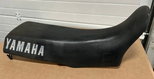 Selle de YAMAHA 125 DTLC 1HR