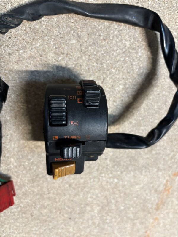 Commodo gauche de HONDA 600 XLR PD03