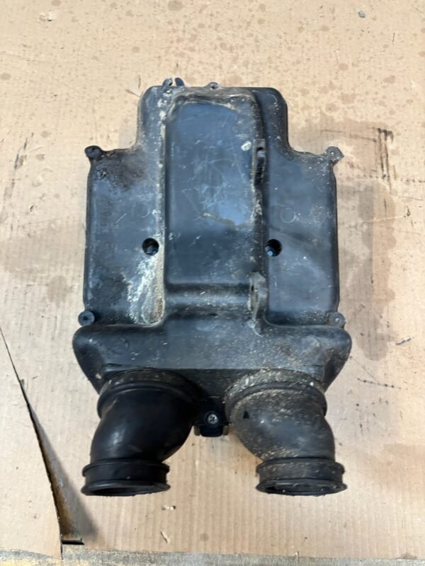 Boite à air de YAMAHA 240 250 TDR – Image 2