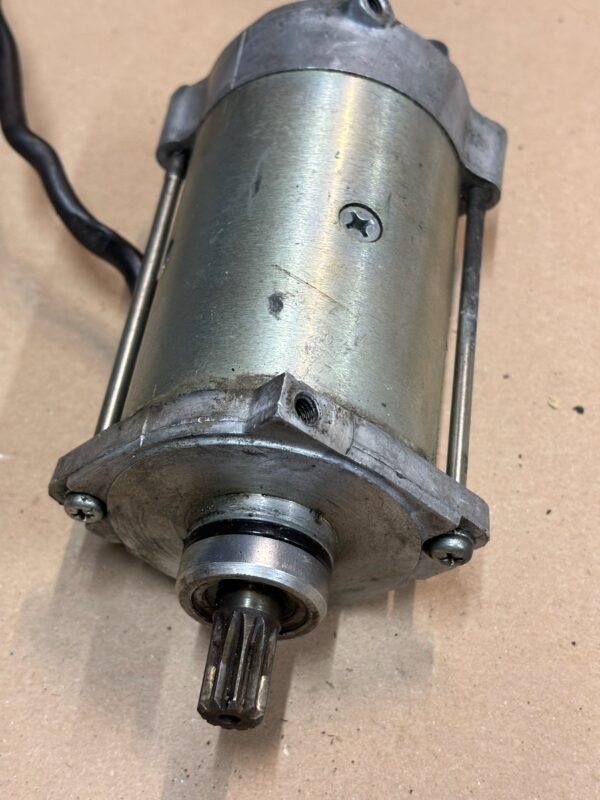 Démarreur de HONDA 550 CB
