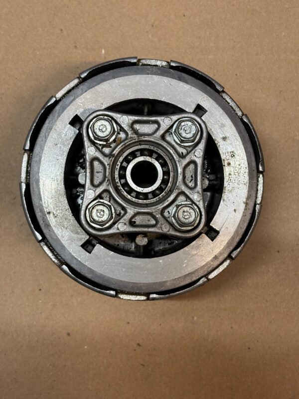 Embrayage de HONDA 125 CMT