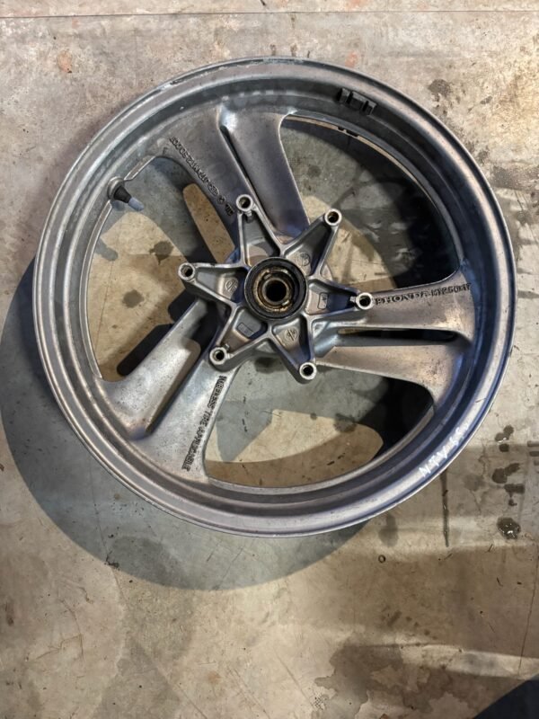 Jante avant de HONDA 650 NTV – Image 2