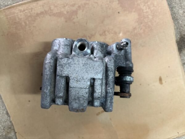 Etrier de frein avant de YAMAHA 660 XTZ 3YF – Image 2
