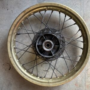 Jante arrière de HONDA 650 Dominator