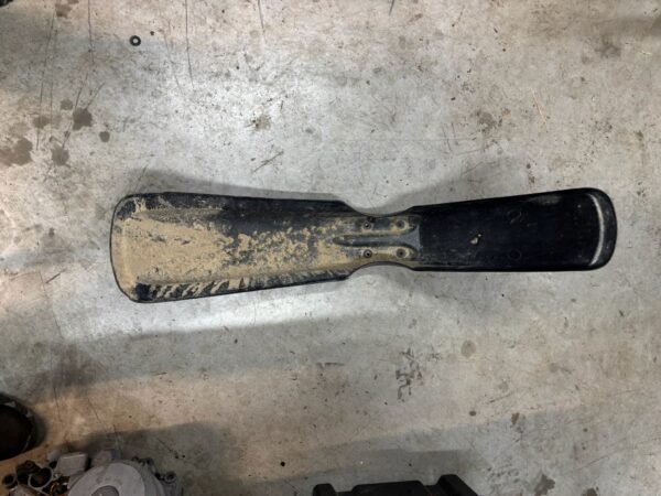 Garde boue avant noir de YAMAHA 125 Dtlc – Image 3