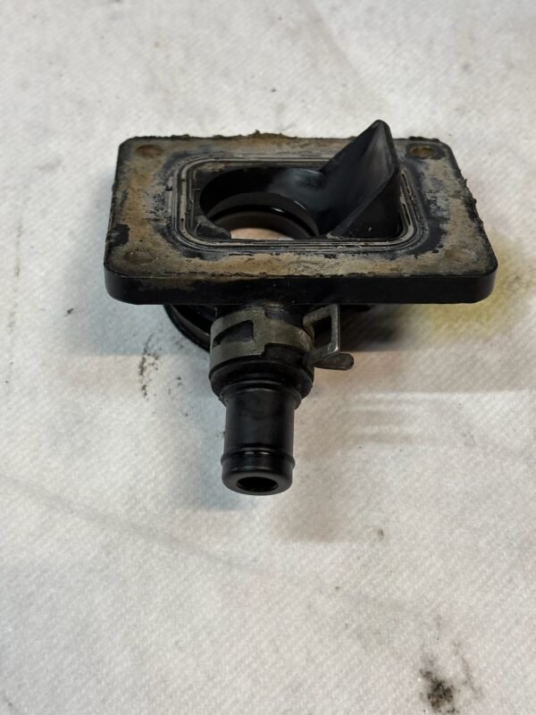Pipe d'admission de YAMAHA 125 DTLC 10V – Image 3