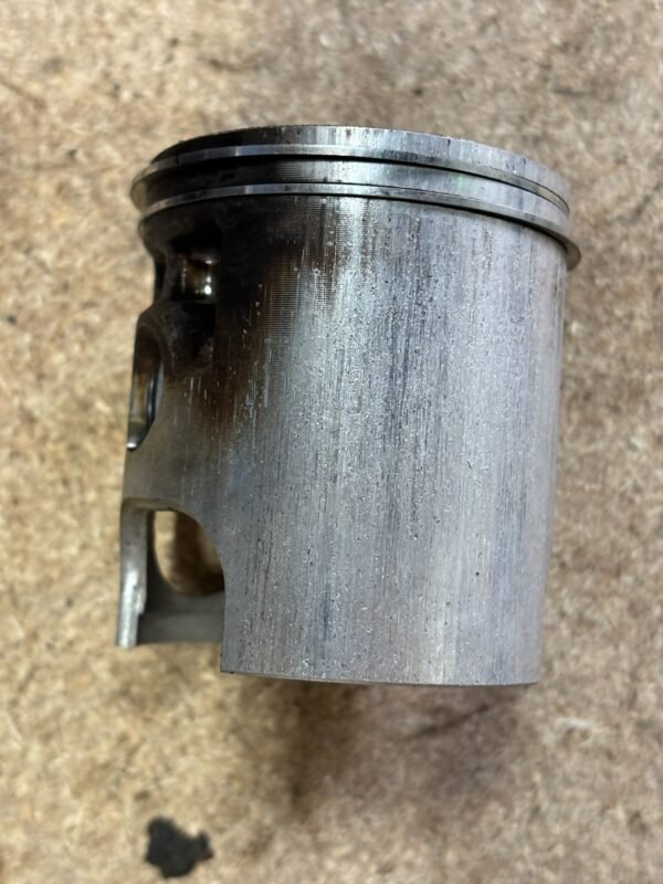 Cylindre et piston de YAMAHA 125 Dtlc 10V – Image 6