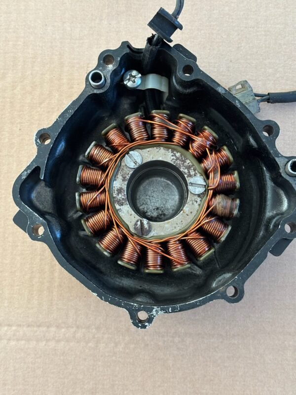 Carter et alternateur de SUZUKI 600 GSXR – Image 2