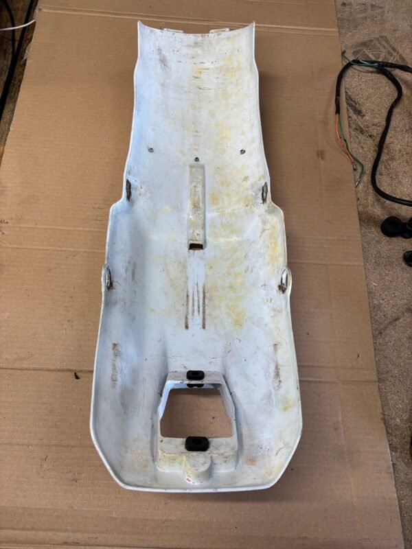 Garde boue arrière de HONDA 600 XLLM PD04 – Image 2
