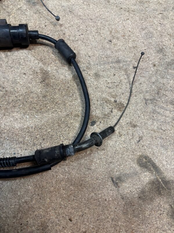 Cable de gaz de YAMAHA 350 RDLC – Image 4