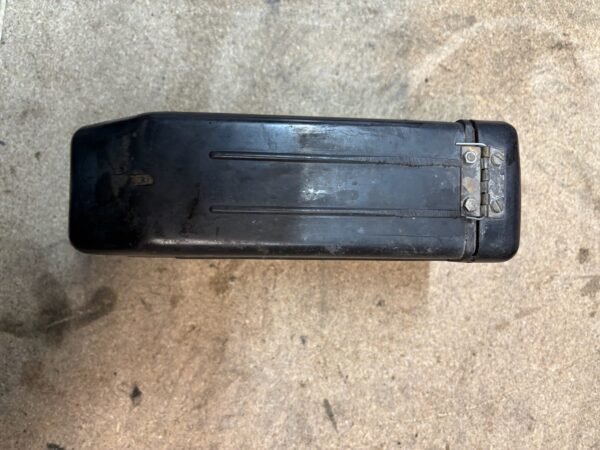 Boite à outils de YAMAHA 600 XT 3YF – Image 2