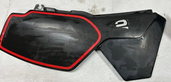 Caches latéraux de YAMAHA 125 DTLC 1HR – Image 2
