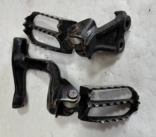 Repose pieds Off Road de HONDA 600 XLLM XLRM – Image 2