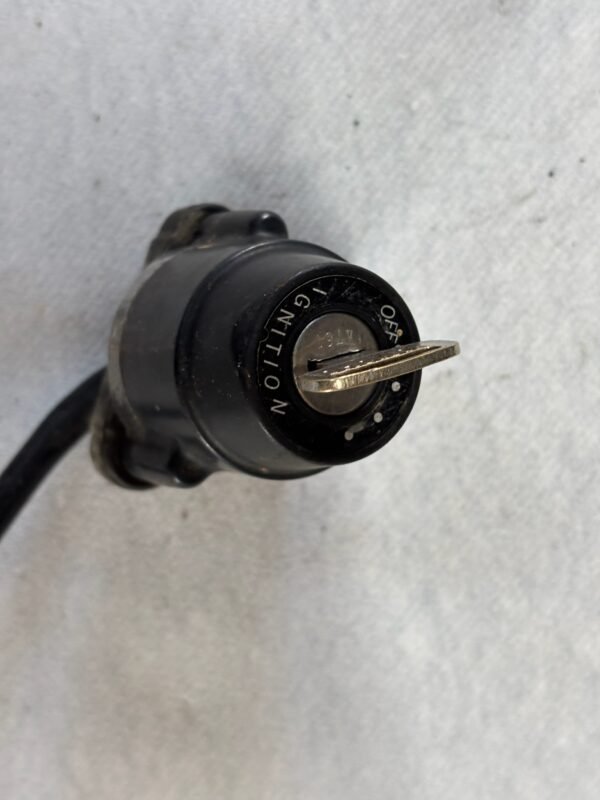 Contacteur à clefs de YAMAHA 125 DTLC 10V