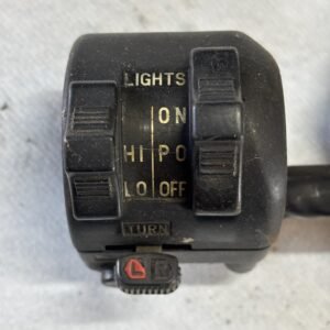 Commodo gauche de YAMAHA 125 DTLC 10V