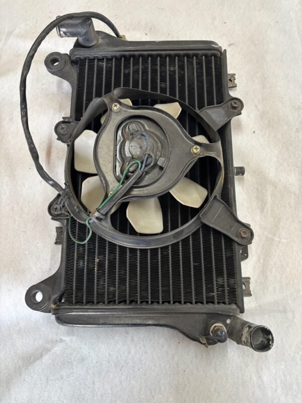 Radiateur de KAWASAKI ZX 750 F
