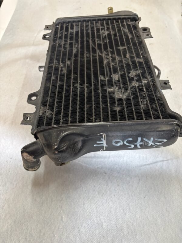 Radiateur de KAWASAKI ZX 750 F – Image 3