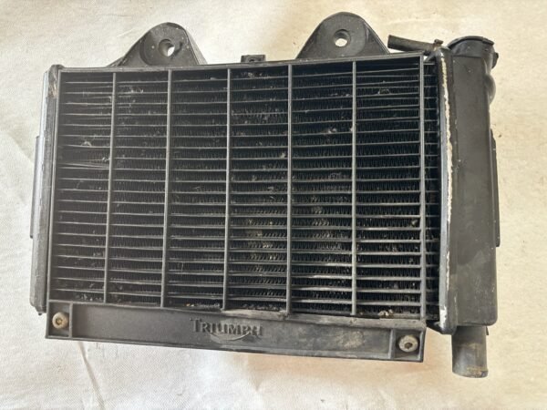 Radiateur de TRIUMPH 900 Trophy