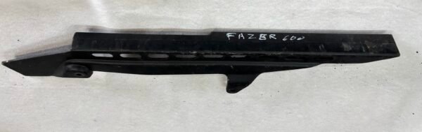 Protection de chaine de YAMAHA 600 Fazer