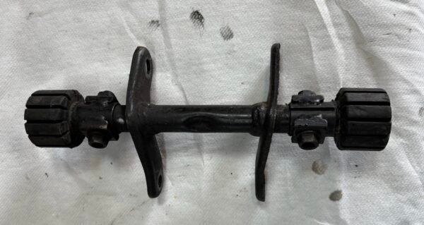 Support de réservoir de HONDA 600 XLLM PD04
