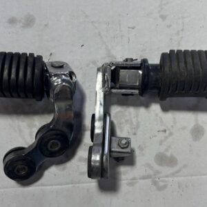 Repose pieds de HONDA 125 CM