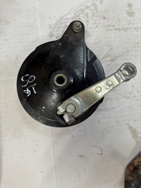 Tambour de frein arrière de YAMAHA 50 DT – Image 3