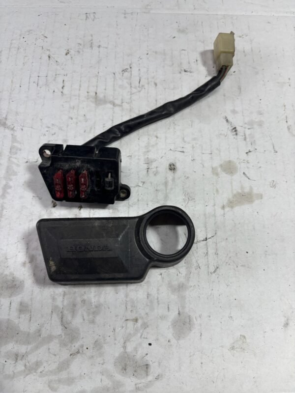 Boitier à fusibles de HONDA 600 XLLM XLRM