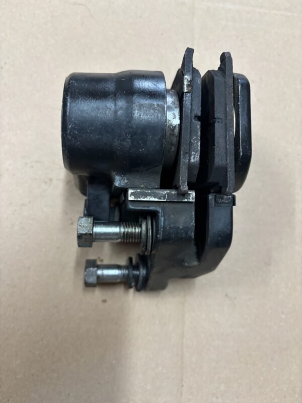 Etrier de frein avant gauche de YAMAHA 125 RDLC – Image 3