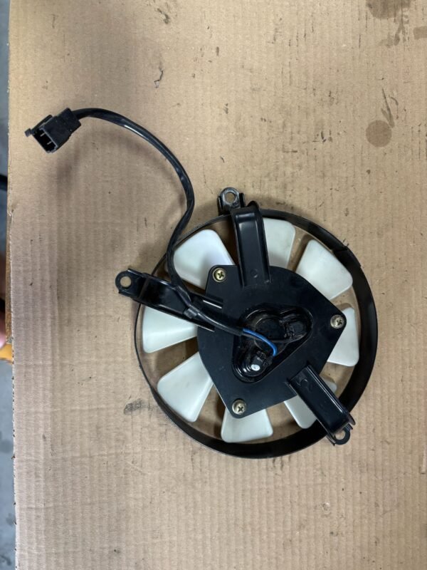 Ventilateur de KAWASAKI 600 ZZR – Image 2