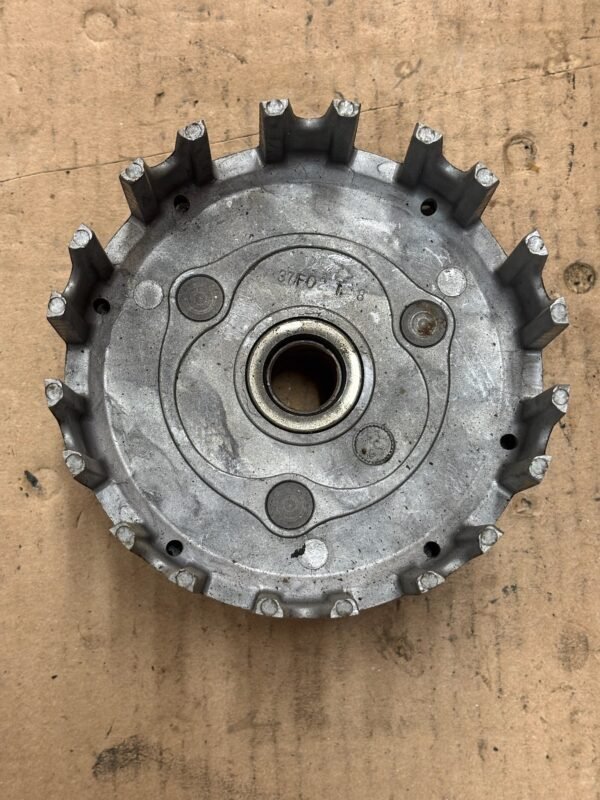 Cloche d'embrayage de YAMAHA 125 TDR 4FU