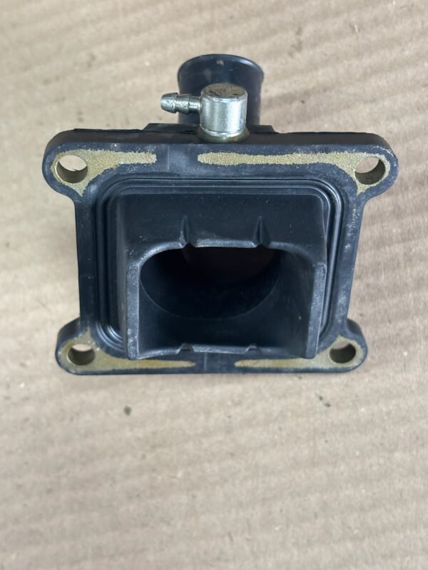 Pipe d'admission de YAMAHA 125 TDR – Image 3