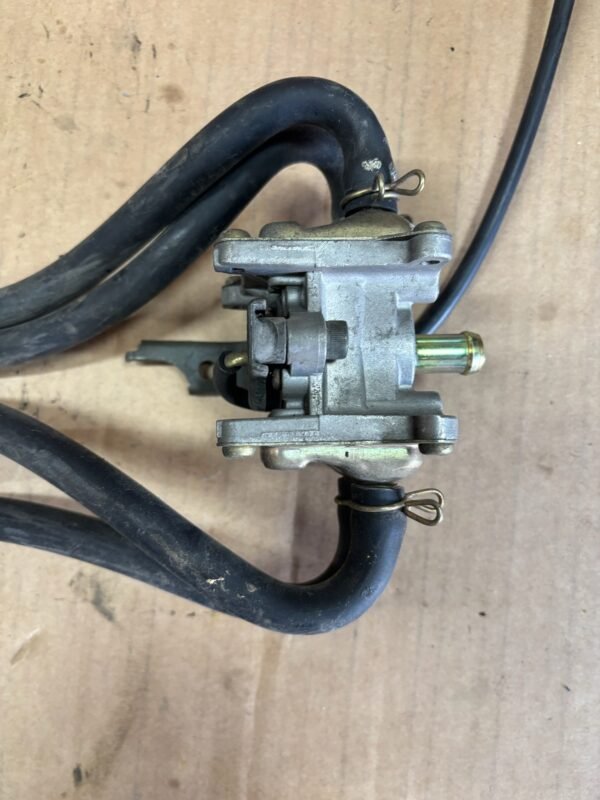 Clapet de recyclage de SUZUKI 600 Bandit – Image 2