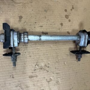 Axe de roue arrière de KAWASAKI 900 Ninja