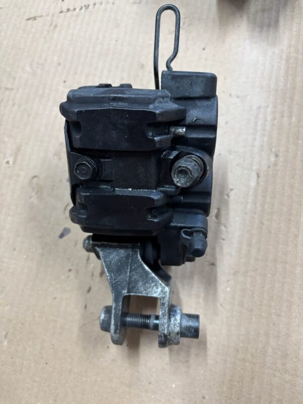 Etrier de frein avant gauche de HONDA 1000 VF – Image 4