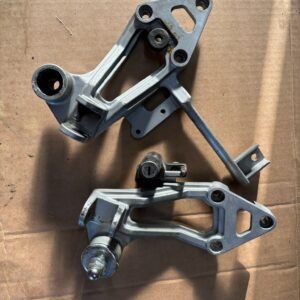 Supports de repose pieds arrières de KAWASAKI 750 GPX R