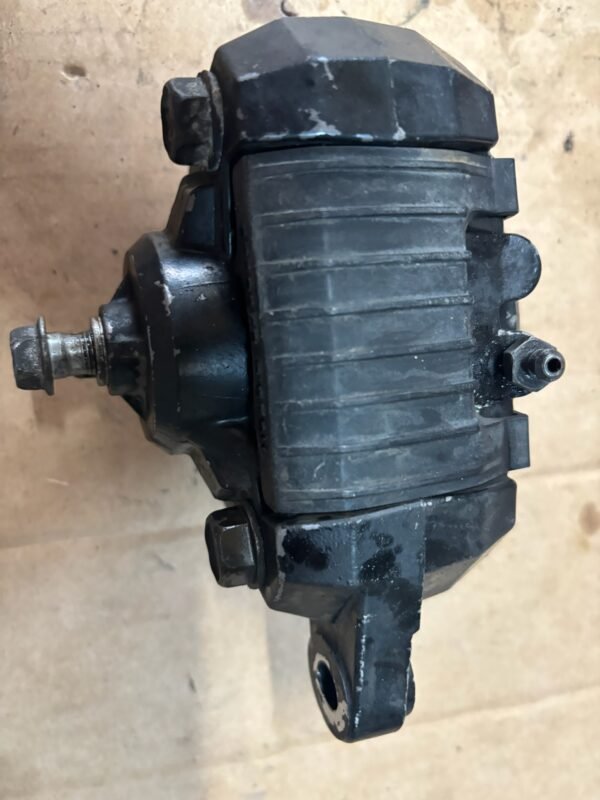 Etrier de frein arrière de SUZUKI 500 GSE – Image 4