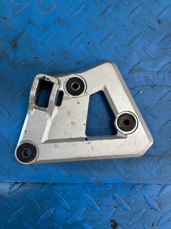 Platines de repose pieds de SUZUKI 750 GSX F – Image 2