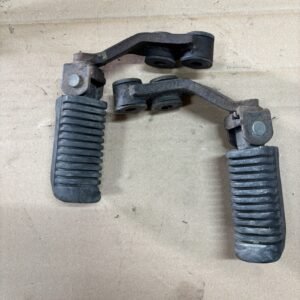 Reposes pieds de YAMAHA 250 SR