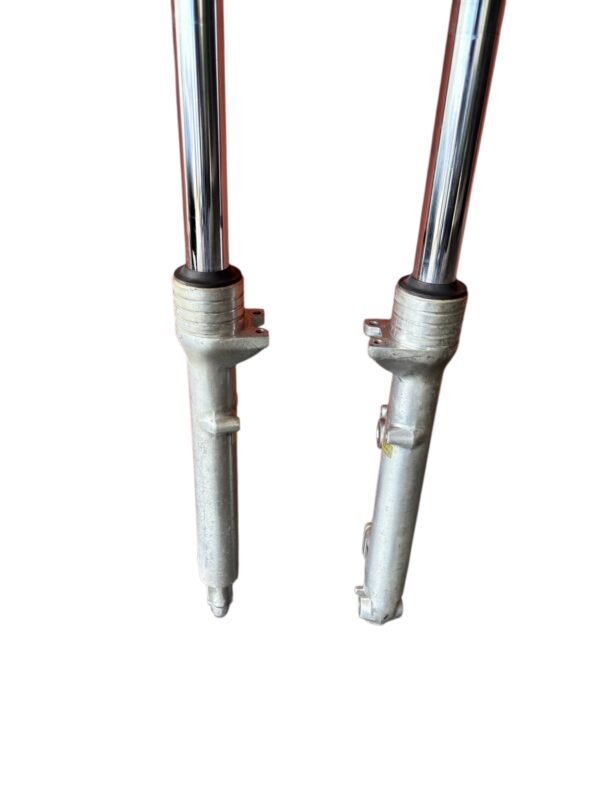Fourche de HONDA 750 VFS RC07 – Image 3